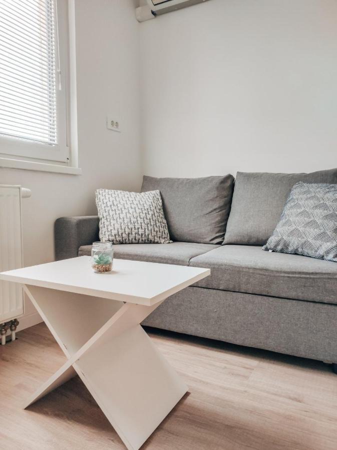 Studio Apartment Sanya Lublana Zewnętrze zdjęcie
