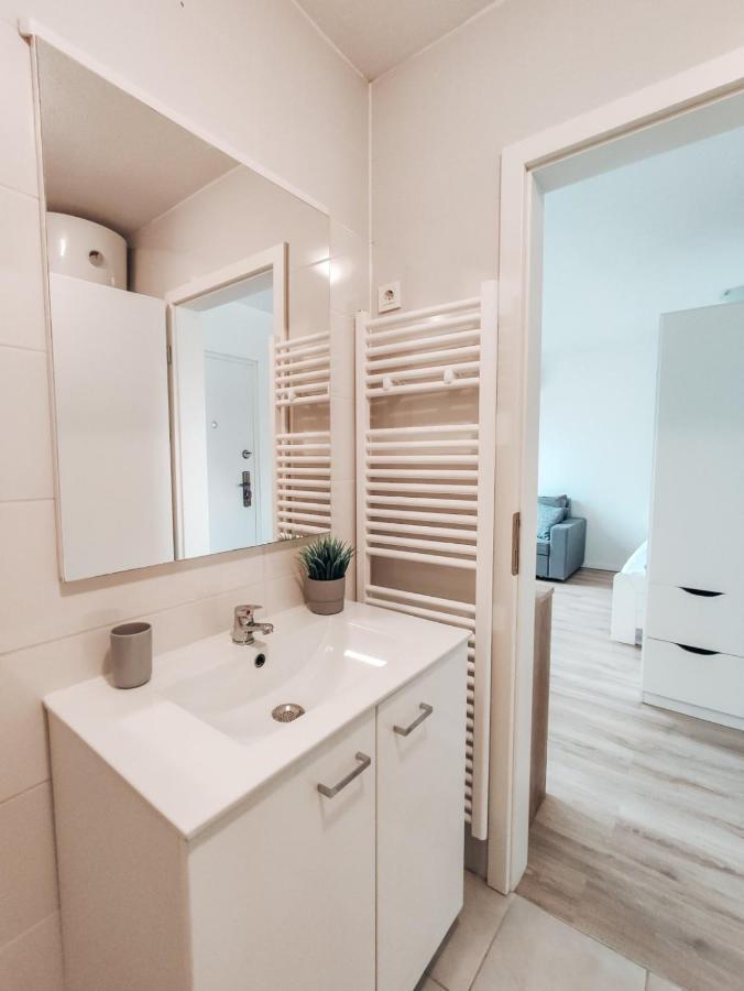 Studio Apartment Sanya Lublana Zewnętrze zdjęcie